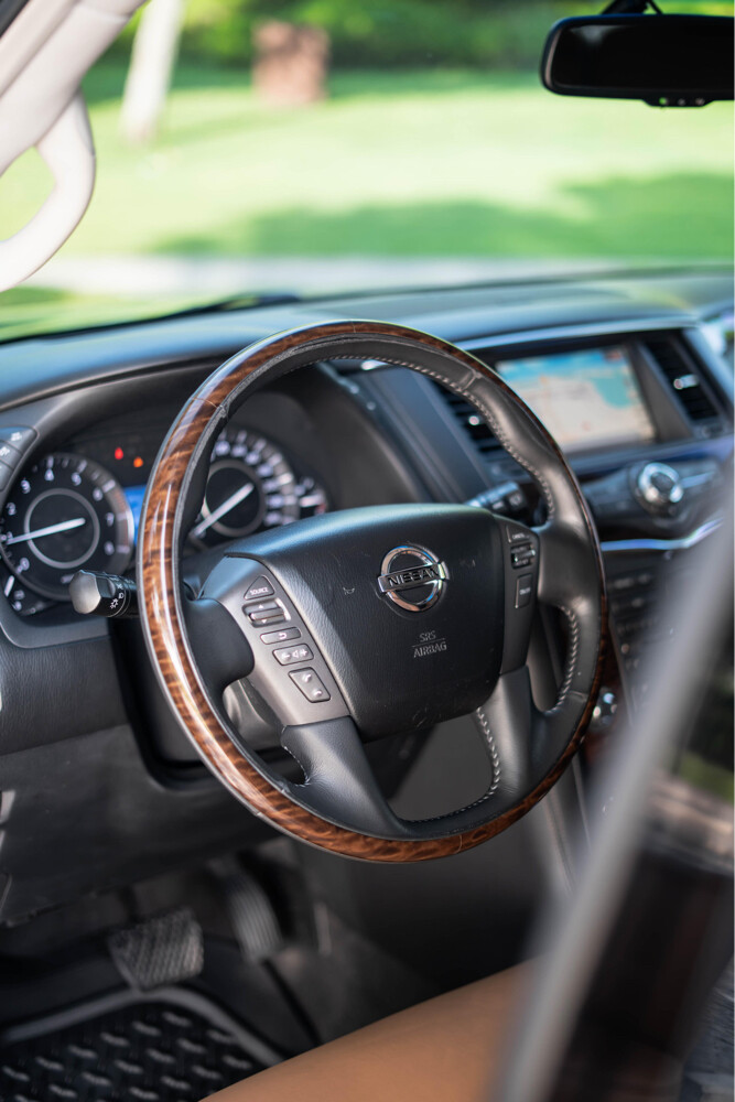 Nissan patrol platinum 2015 - 17