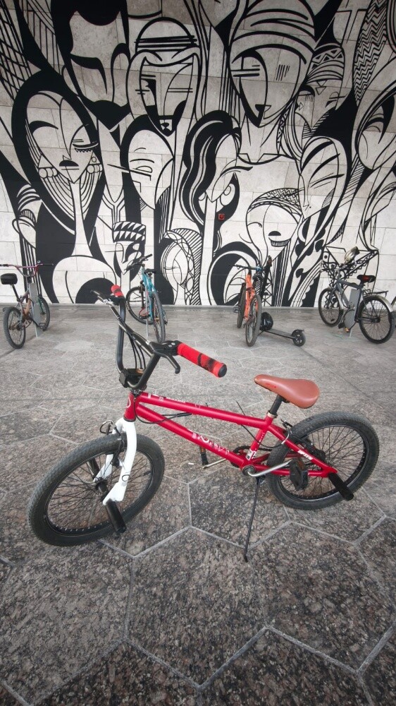 BMX - 1