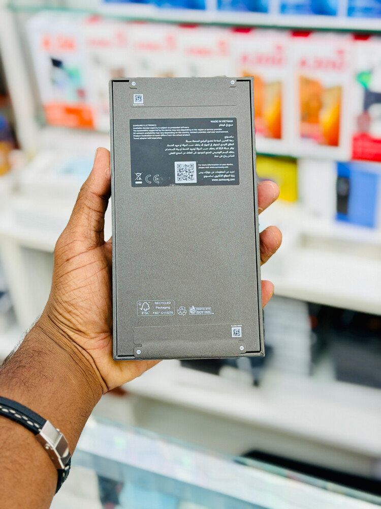Samsung S25 Ultra  - 2