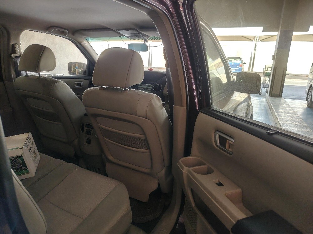 Honda pilot 2009 family used - 3