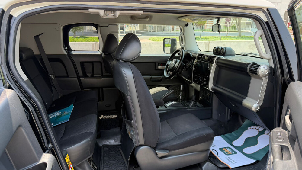FJ CRUISER FOR SALE - 5