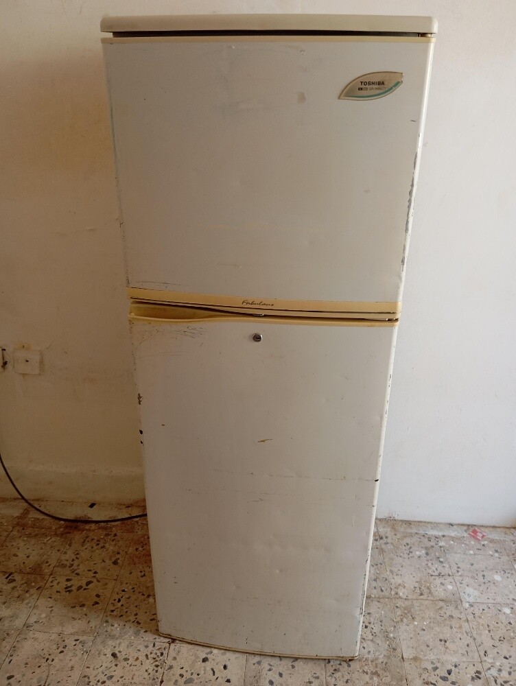 refrigerator Toshiba madium - 4
