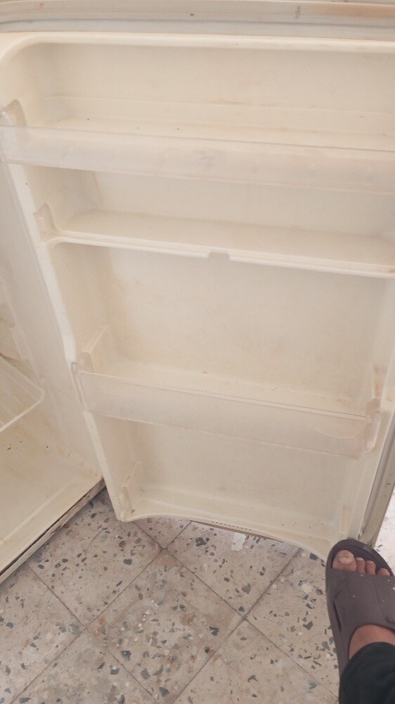 refrigerator Toshiba madium - 2