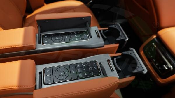 2026 ROX 01 VIP AWD Plug-in Hy - 12
