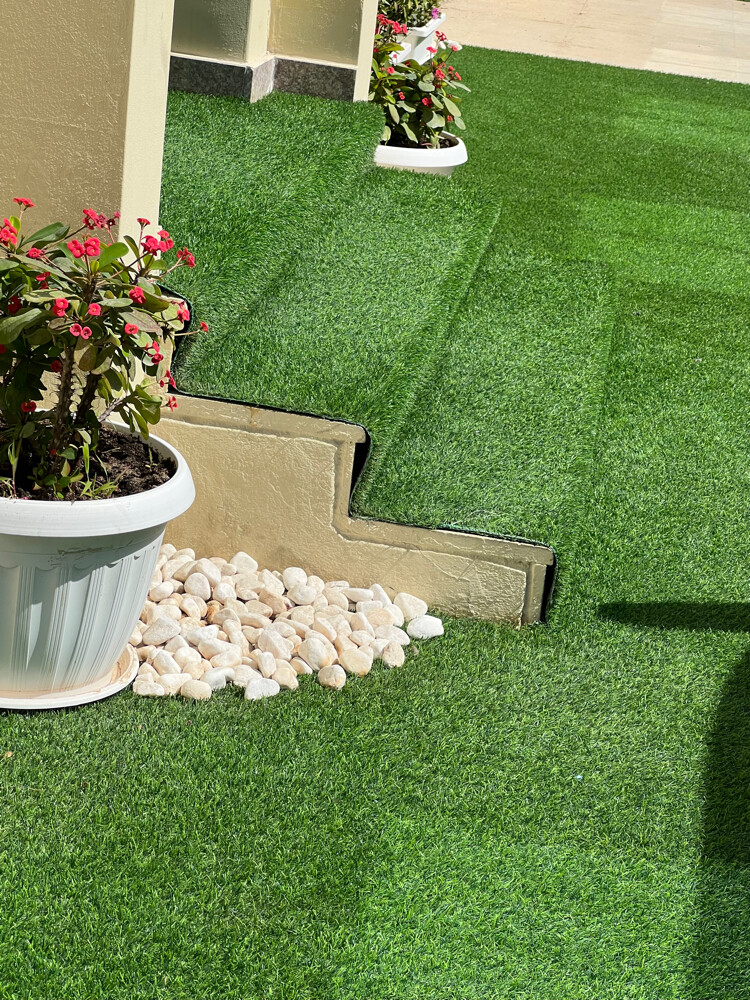Artificial green grass carpet  - 5