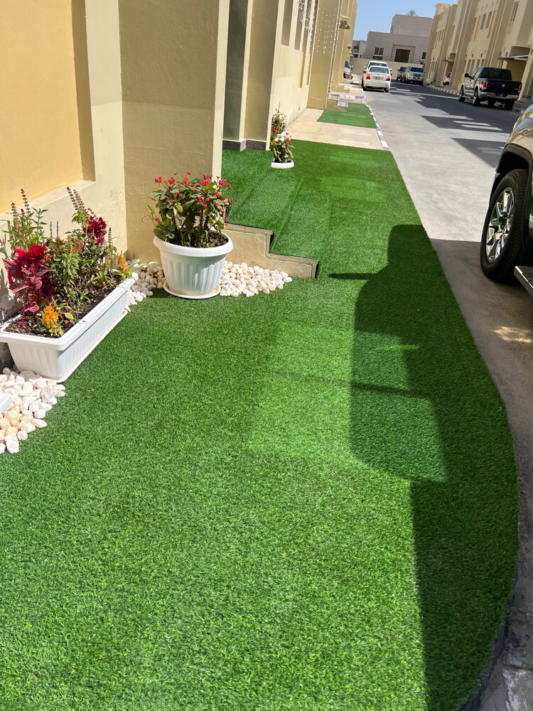 Artificial green grass carpet  - 3