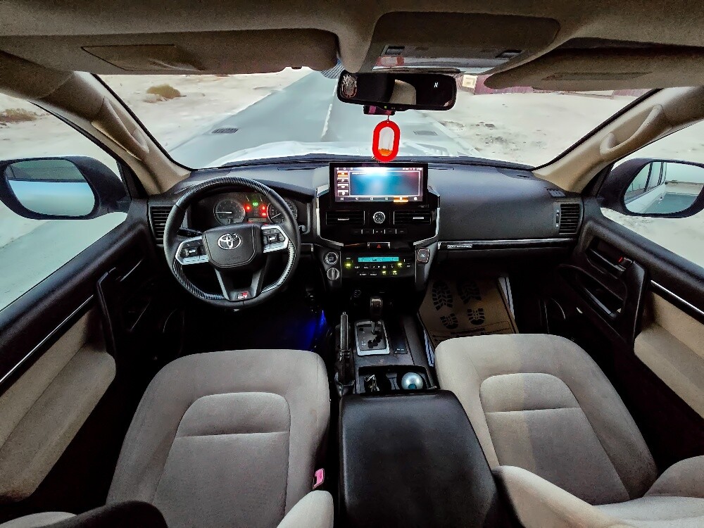 Toyota Land Cruiser GXR V8 2011 - 3