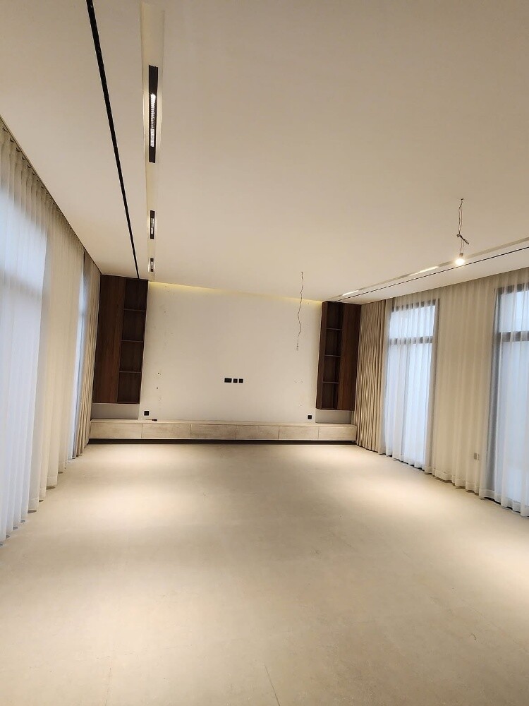 Curtains - 7
