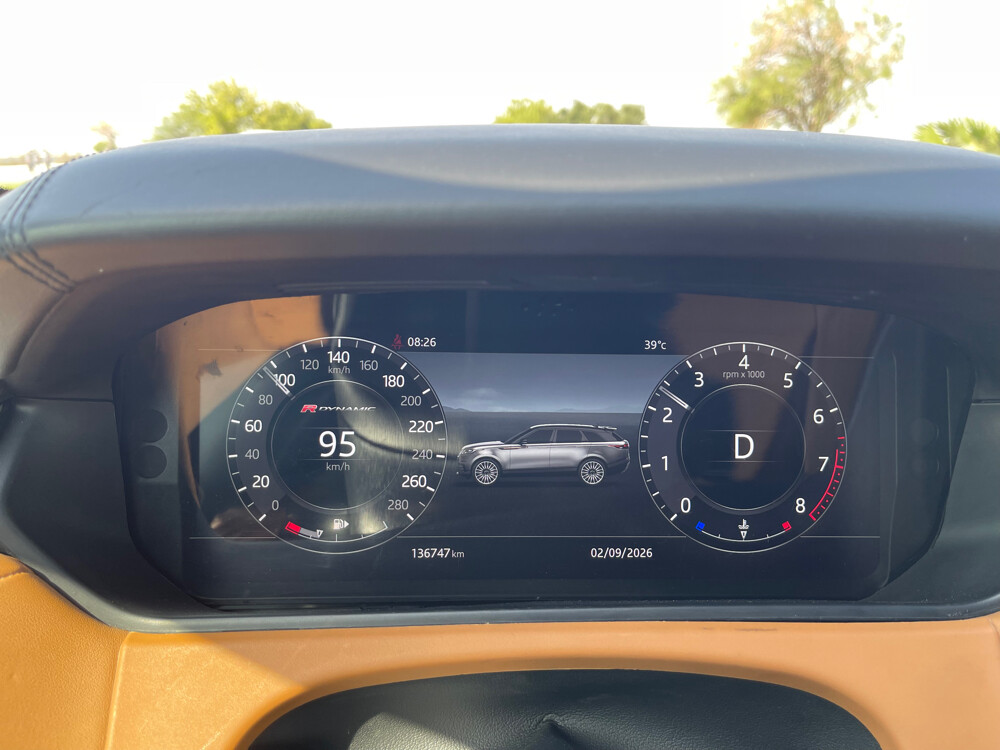 Range Rover is in great condition - 10