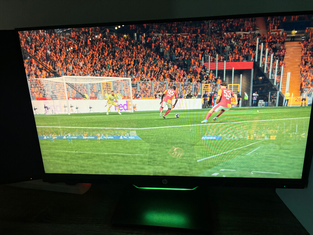 HP 25x Display Gaming Monitor - 2