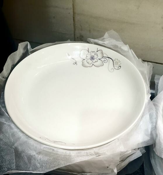 New dinnerware set of 26 piece - 5