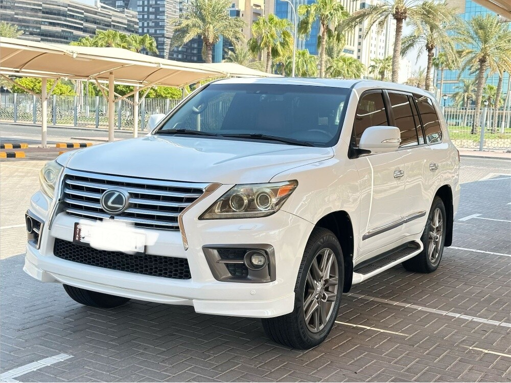 Lexus LX 570 S - 11
