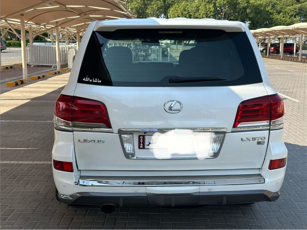 Lexus LX 570 S - 13