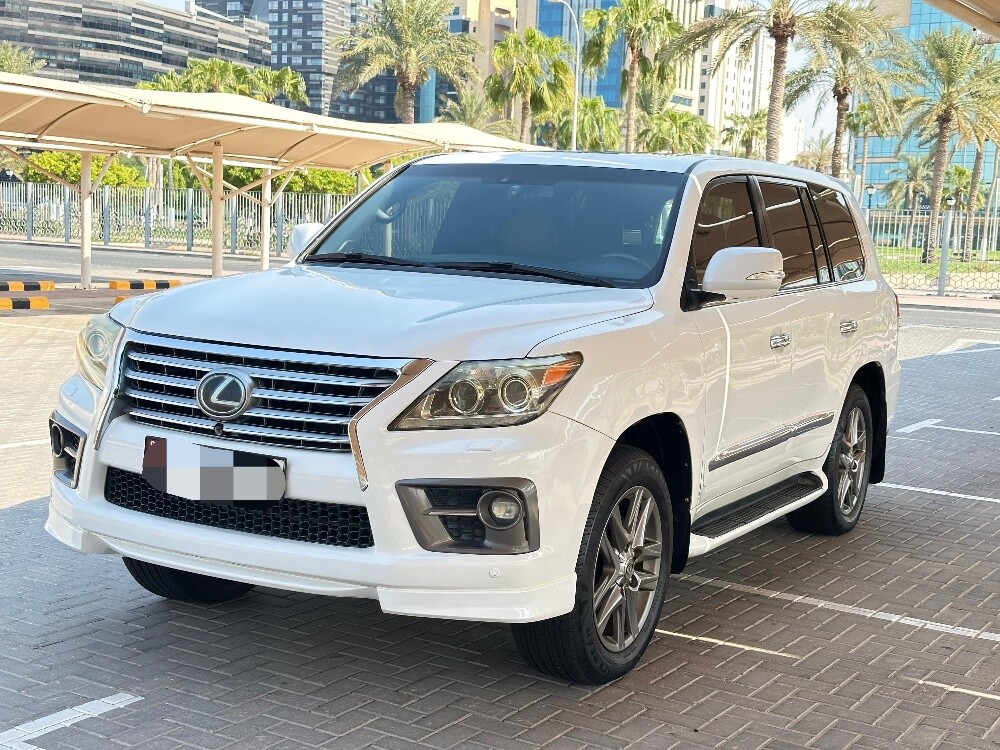 Lexus LX 570 S - 3
