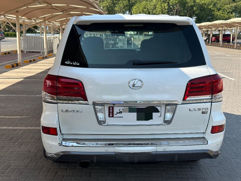 Lexus LX 570 S - 8