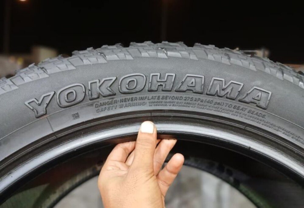 285/50/20"Yokohama tires - 4