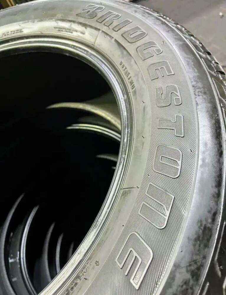 275/60/20"Bridgestone tires - 4
