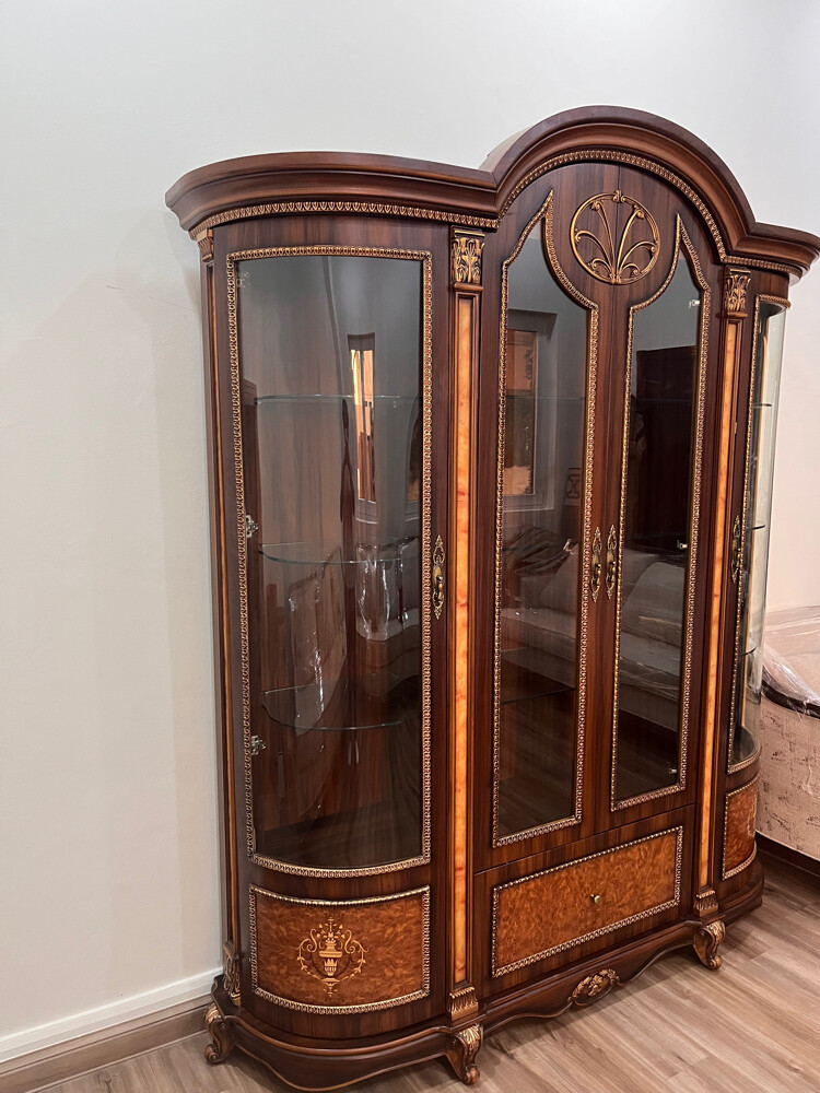 Display Cabinet - Baroque Style - 2