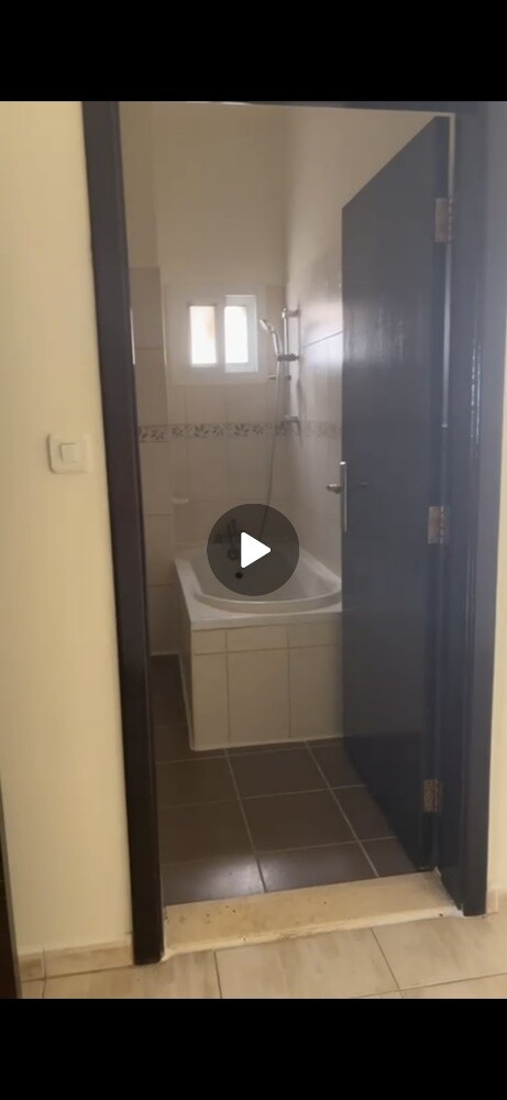 شقة في مساكن السيلية ٣ غرف نوم - 8