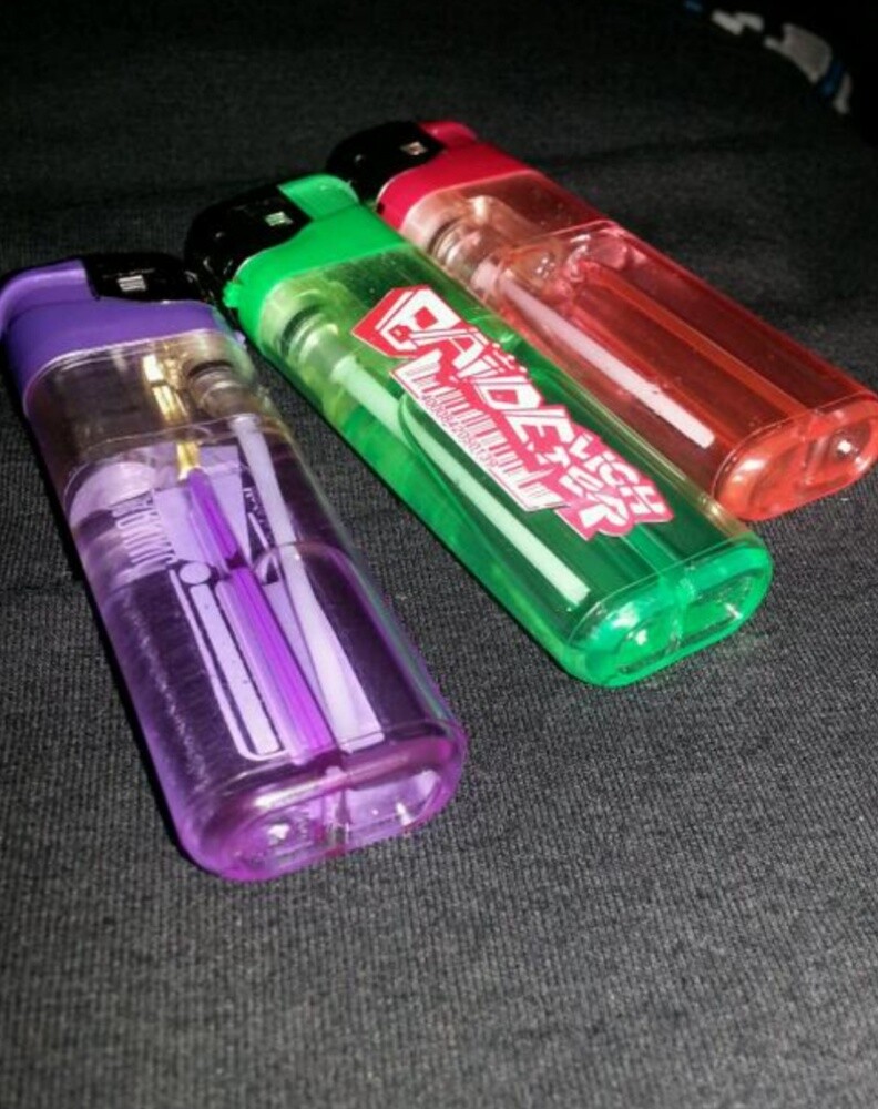 Lighters and keychains - 8