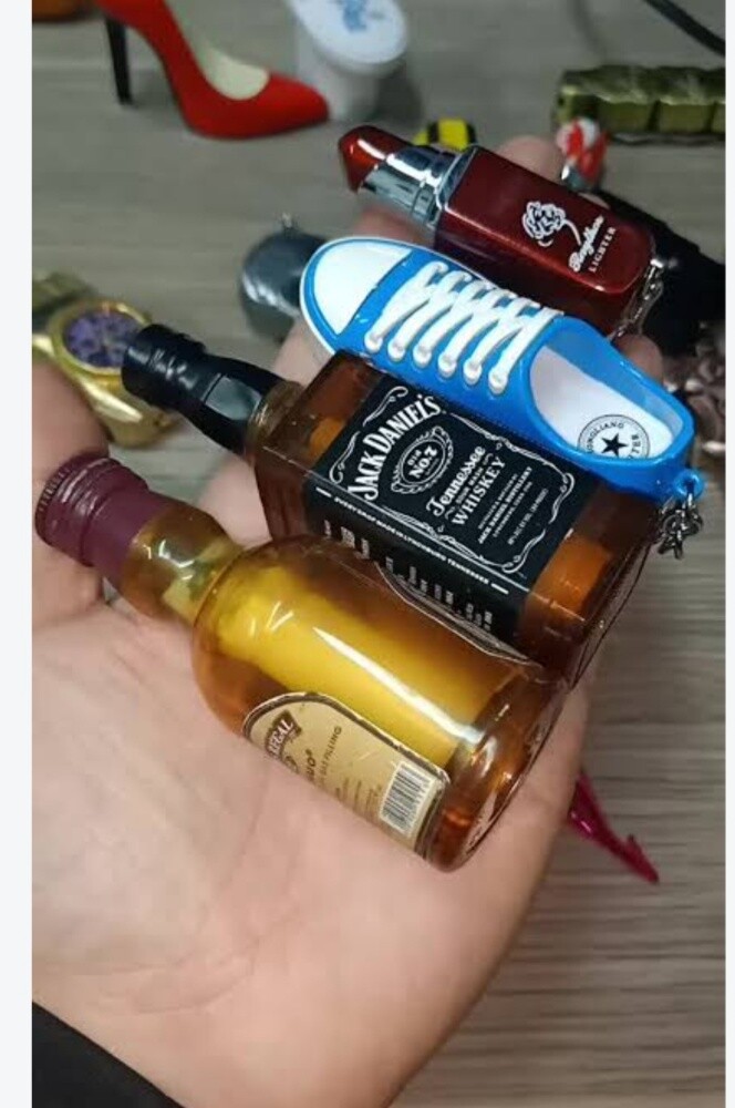Lighters and keychains - 7