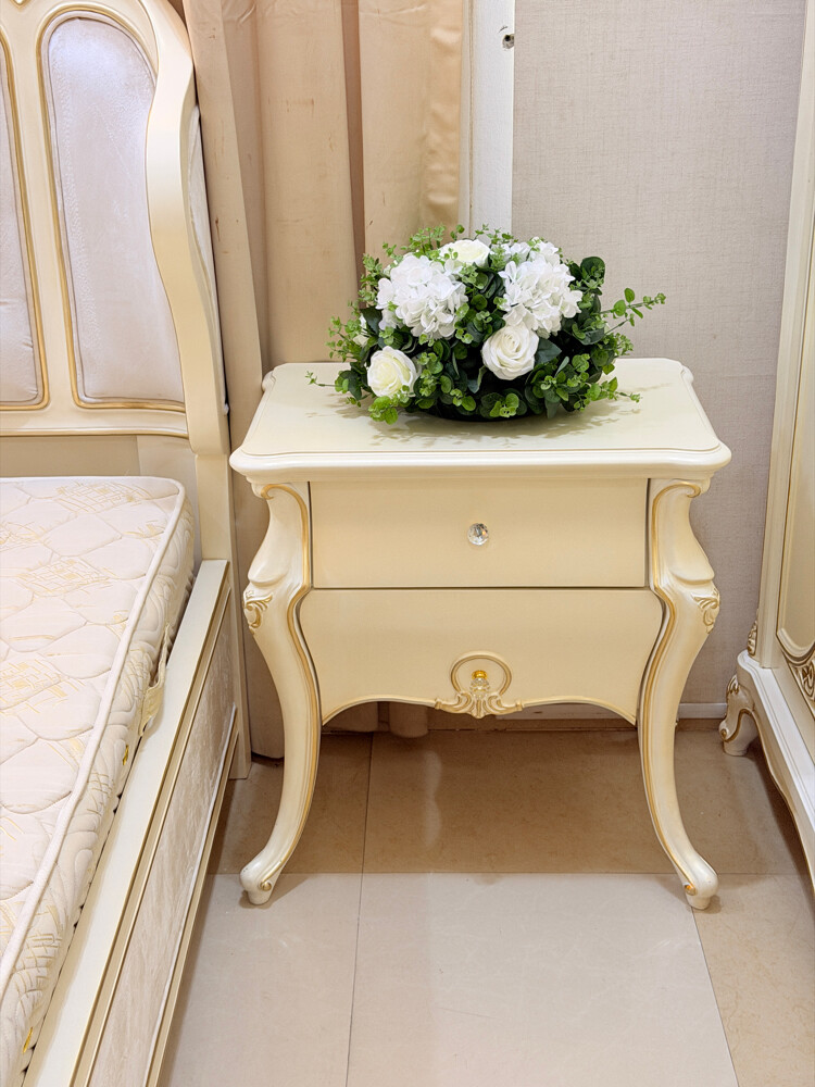 Nabco Luxury Full Bedroom set king  - 9