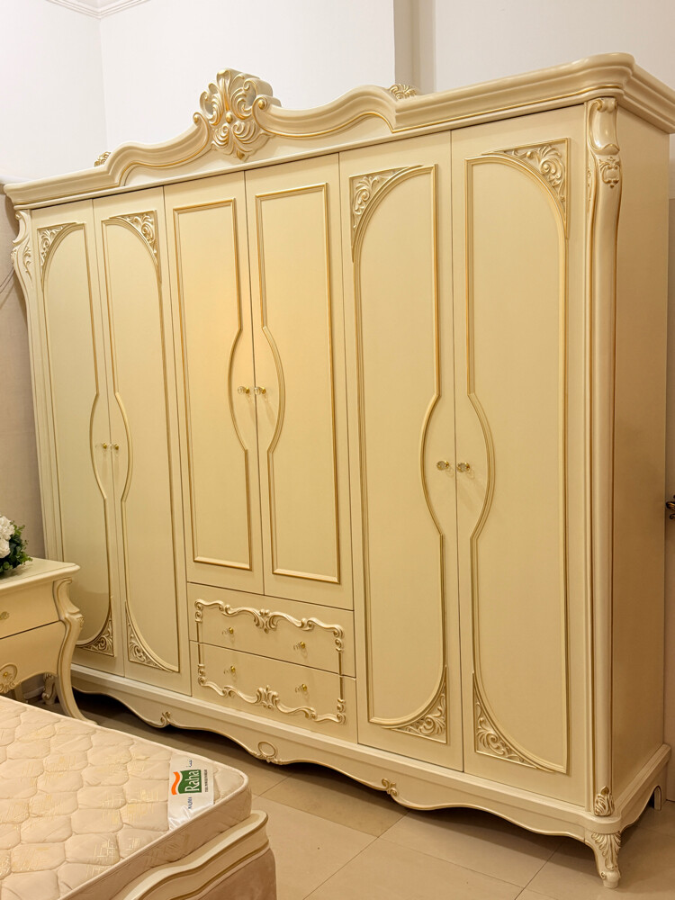 Nabco Luxury Full Bedroom set king  - 5
