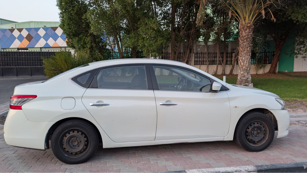 Nissan Sentre - 2