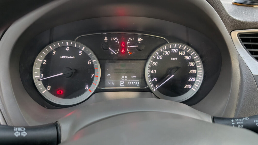 Nissan Sentre - 9