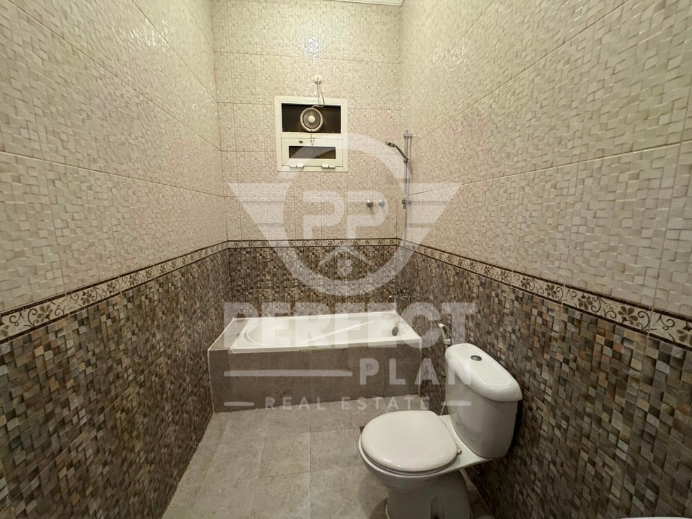 Staff villa for rent in Umm Salal A - 7