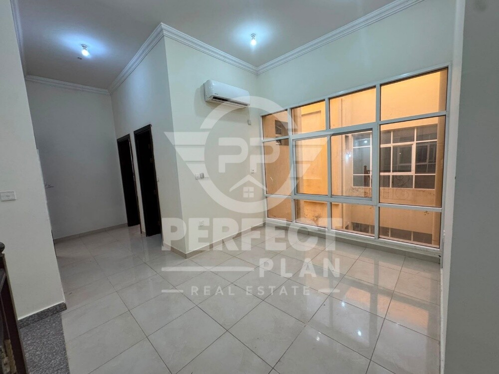 Staff villa for rent in Umm Salal A - 22