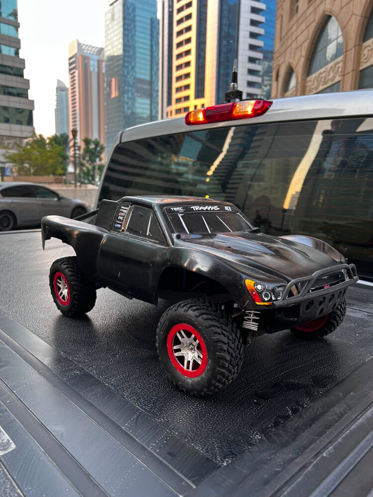 Traxxas Slash rc car - 2