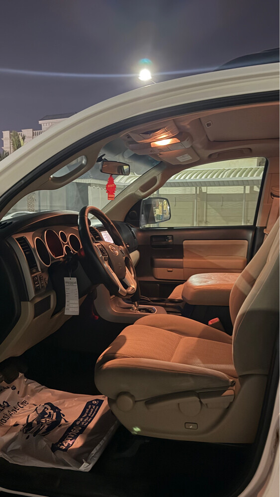 للبيع سكويا موديل ٢٠١٥  - 9