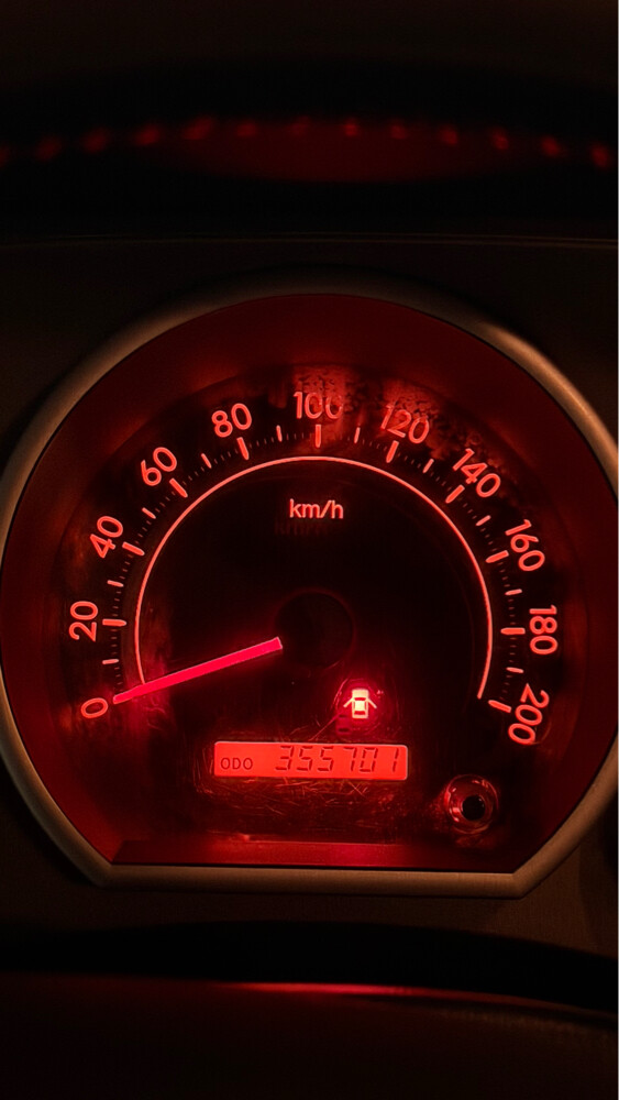 للبيع سكويا موديل ٢٠١٥  - 10