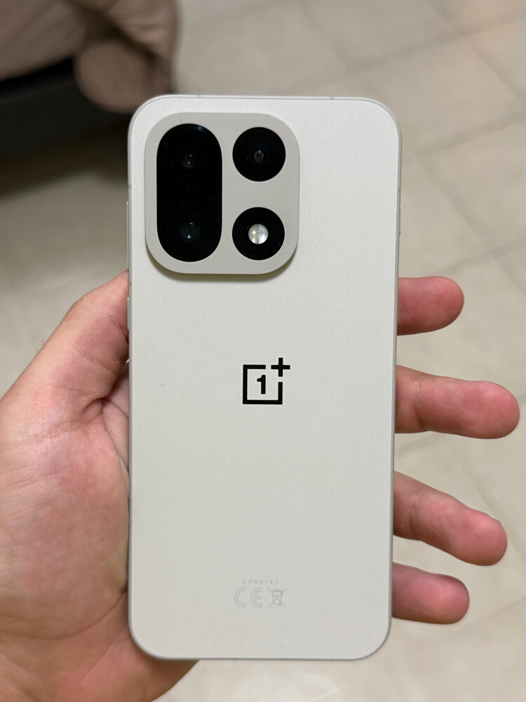Oneplus 15 - 2