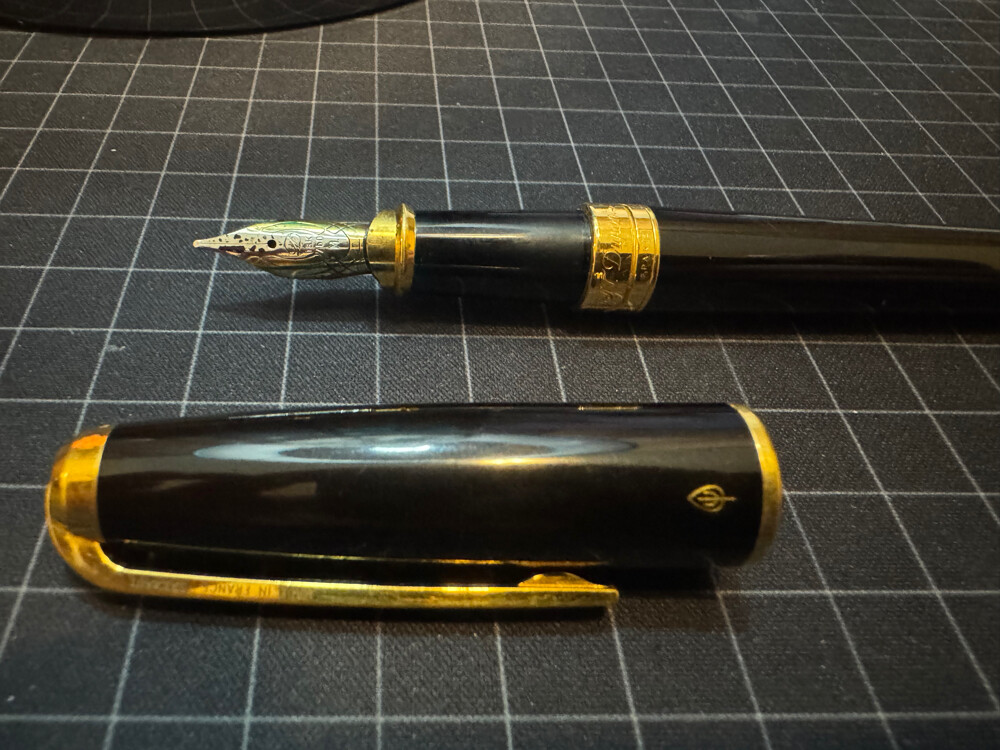 ST DuPont Fountain Pen  - 1