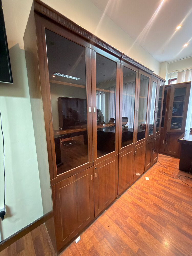 Used Office furniture sell - 18