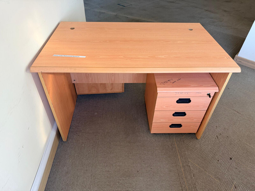 Used Office furniture sell - 8