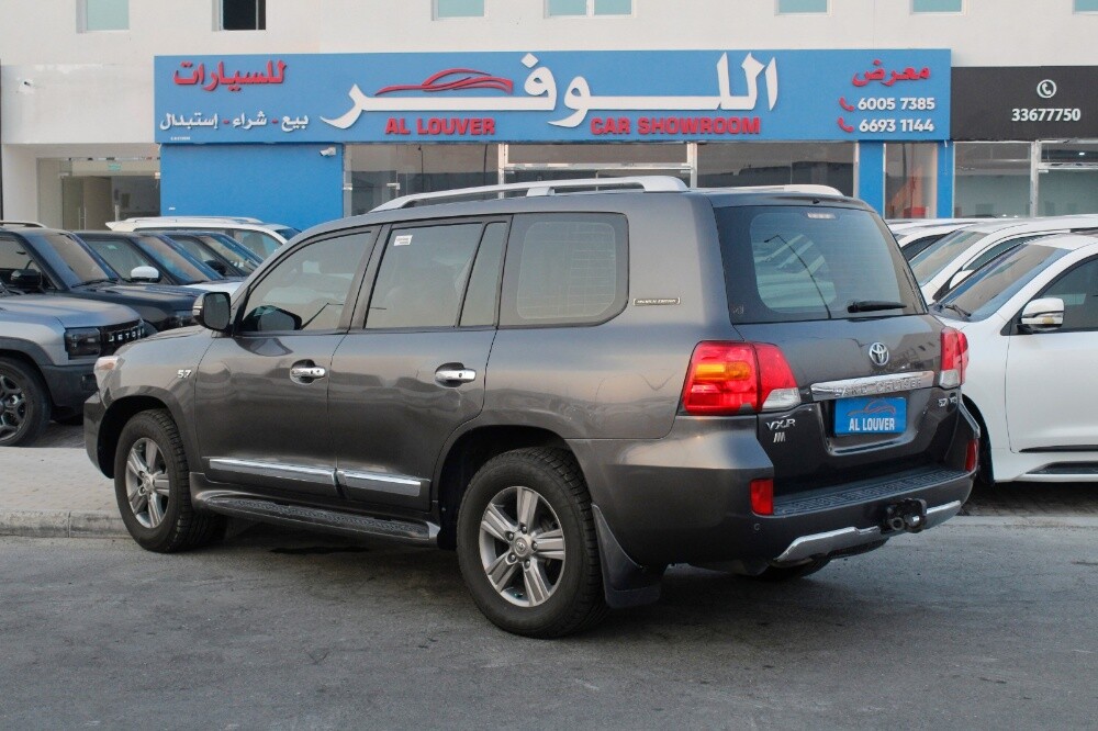 Toyota Land Cruiser VXR Premim 2015 - 8
