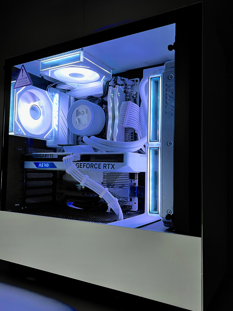  PC GAMING  - 1