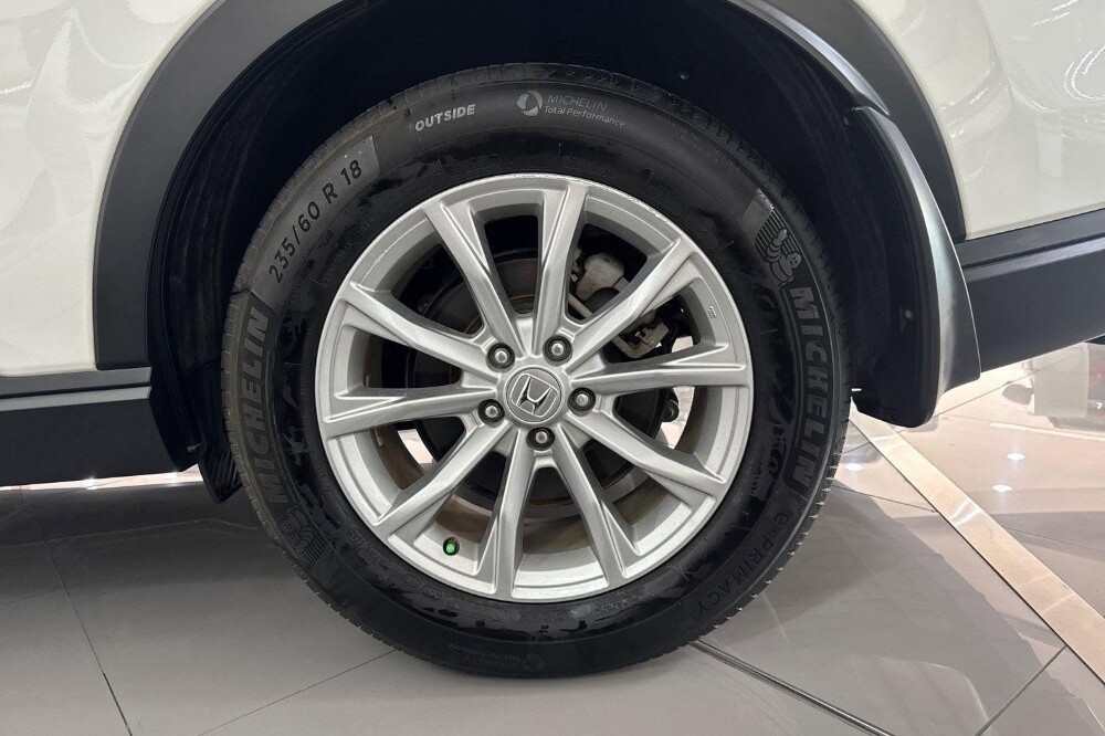 Honda CR-V Touring AWD 2024 Full - 3