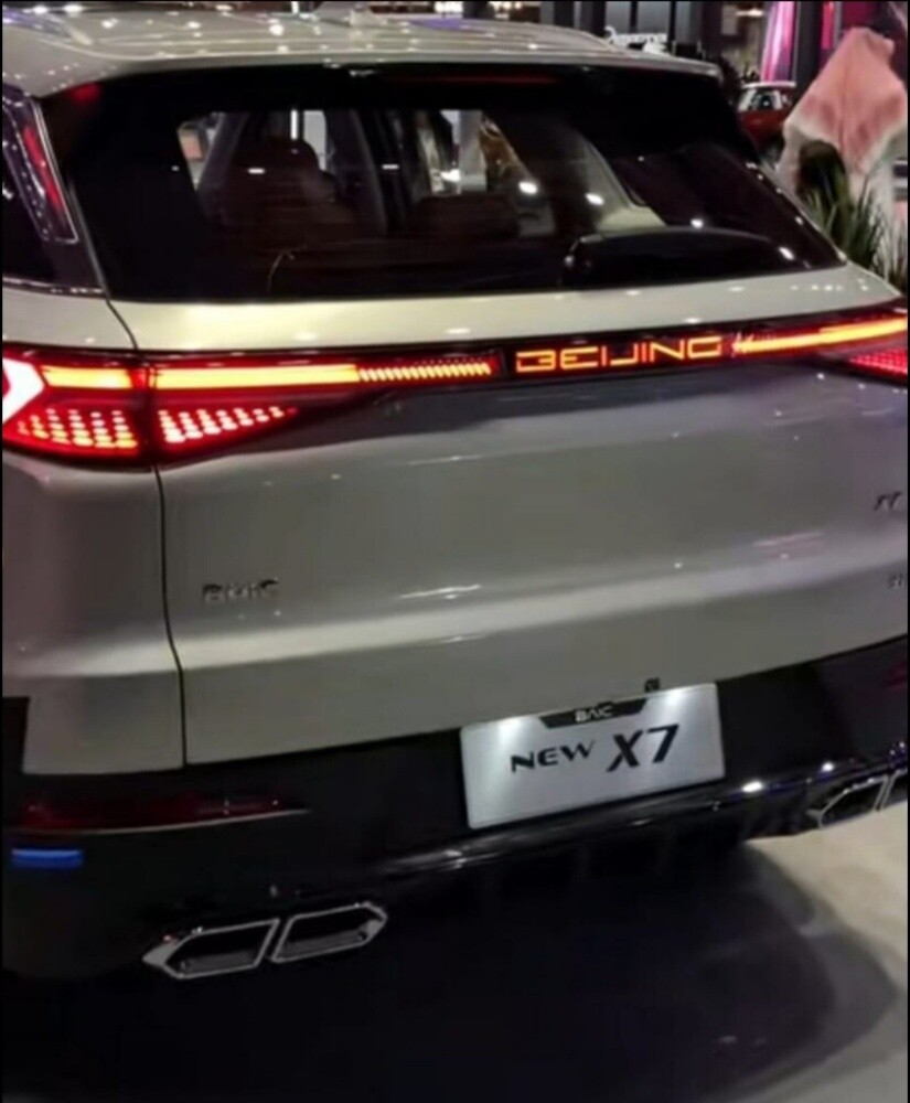 A family car is needed for rent, it - 7