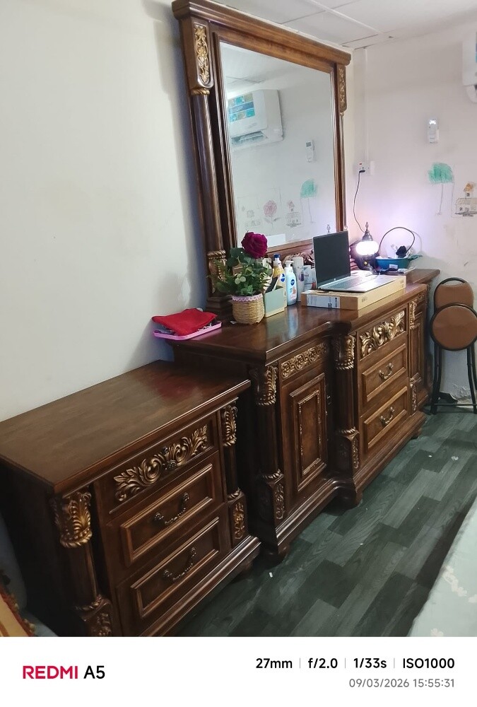 Wooden Dressing Table and Side Tabl - 4