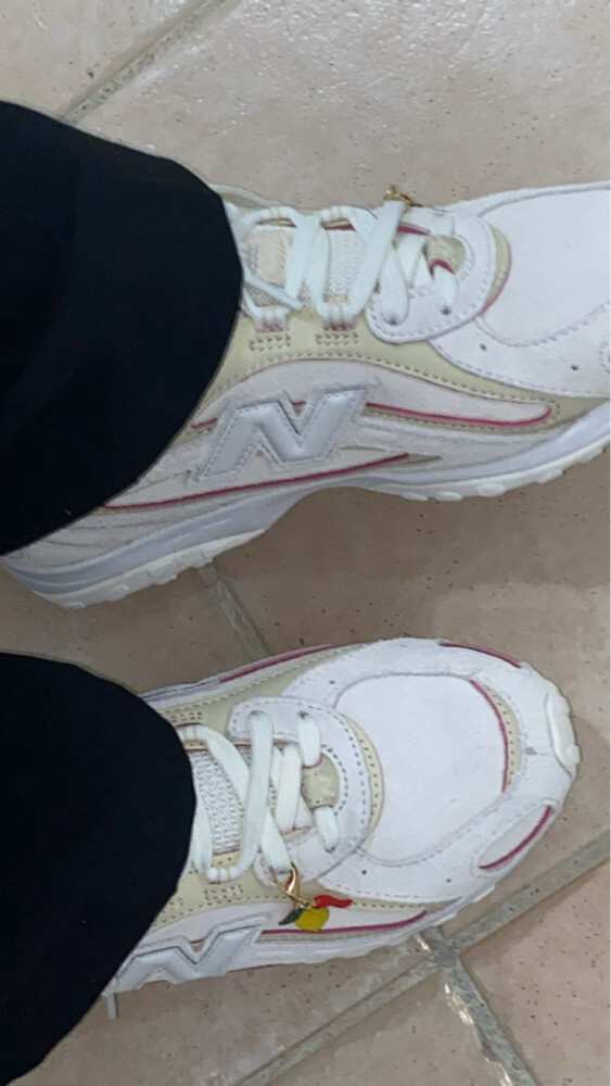 New Balance shoes are new. - 2