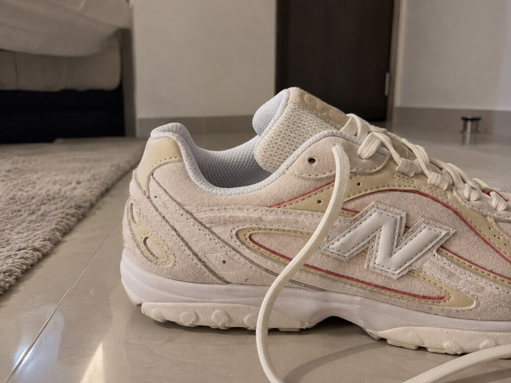 New Balance shoes are new. - 3