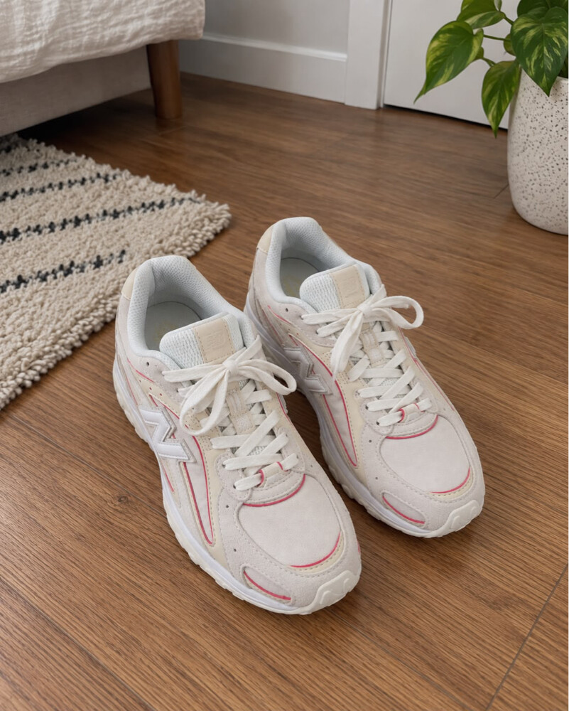 New Balance shoes are new. - 5
