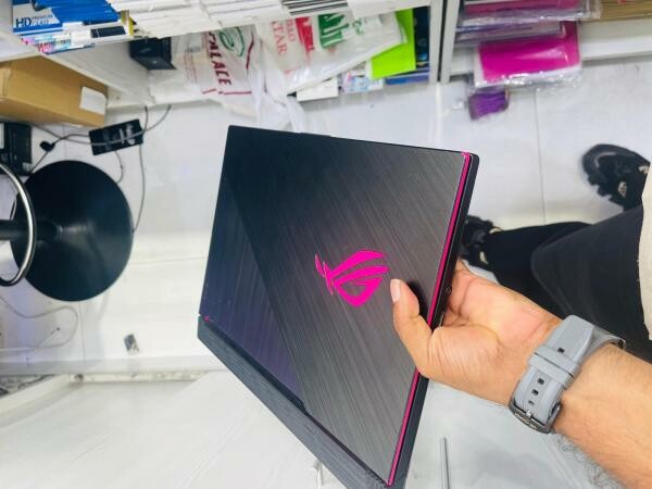 ASUS | ROG Strix - 3