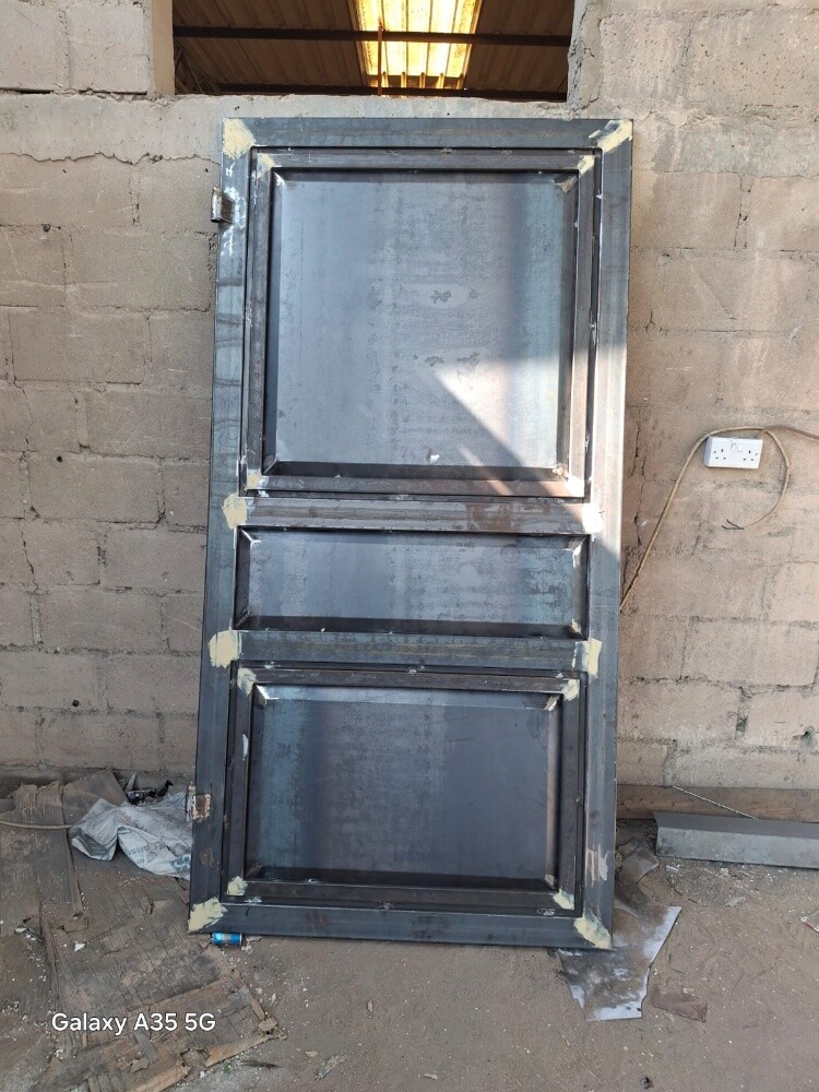 نقوم بجميع اعمال الحدادة
تركيب ا - 3