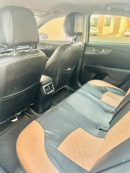 Neat & clean Kia Cerato 2020 - 5