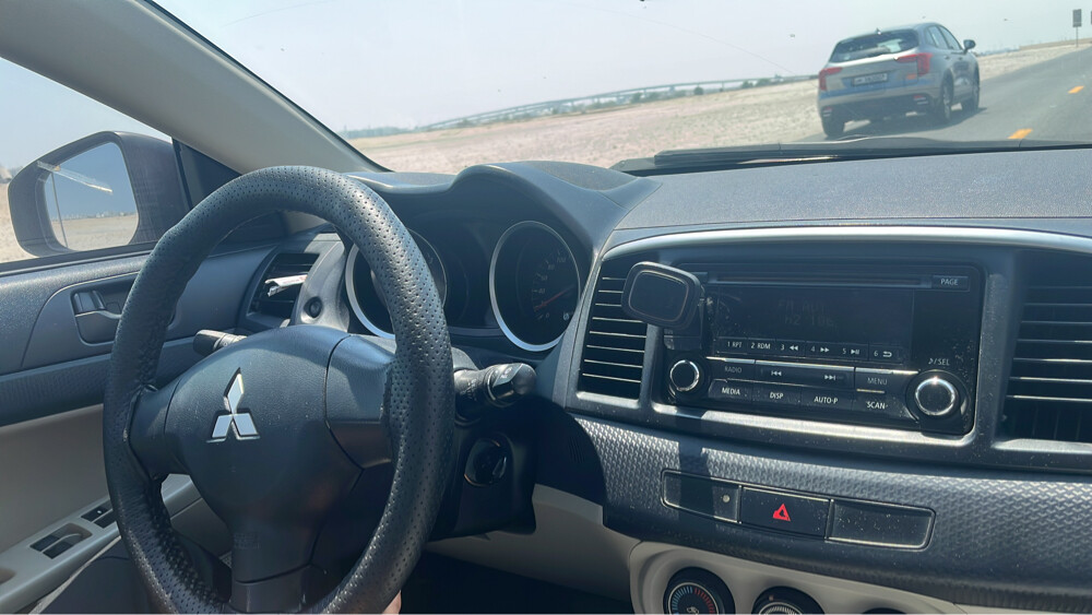 ميتسوبيشي لانسر اي اكس ٢٠١٥ - 1